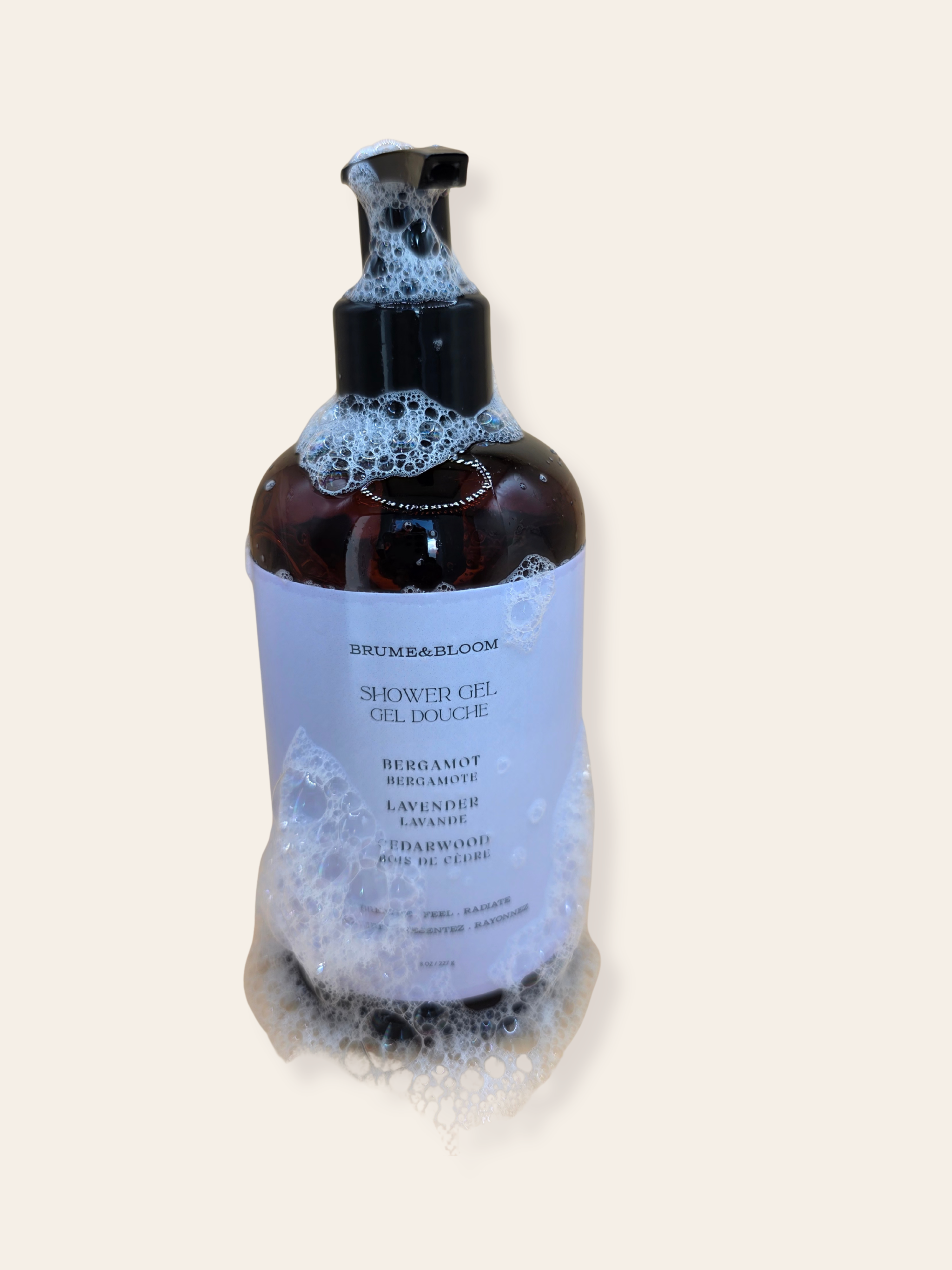 Mousse onctueuse du gel douche Bergamote Lavande et Bois de cèdre
